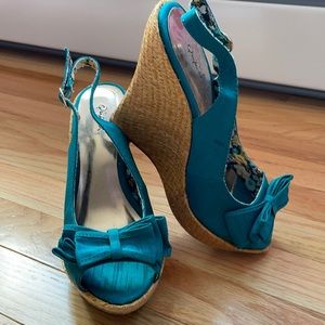 NEW emerald green open toe wedges